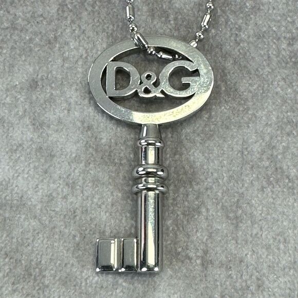 Dolce & Gabbana Steel Single Key Pendant Necklace NIB - Picture 4 of 11
